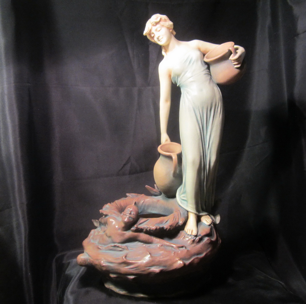 Art nouveau figurine by Th. Schoop for Benard Bloch, ca 1900