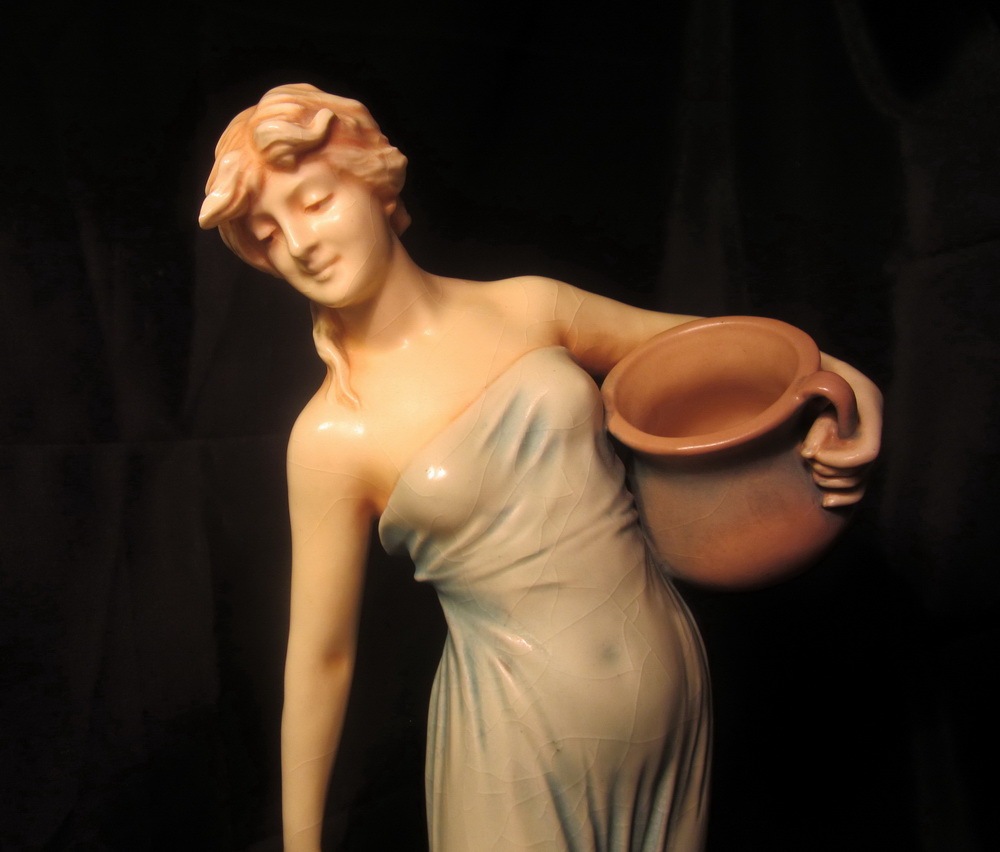 Art nouveau figurine by Th. Schoop for Benard Bloch, ca 1900; Amphora, Austria